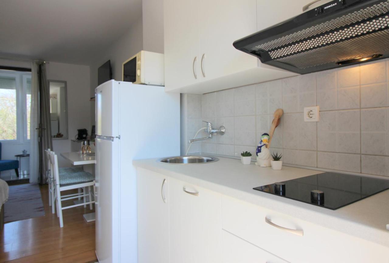 Cozy Studio Cipresa 200m From The *