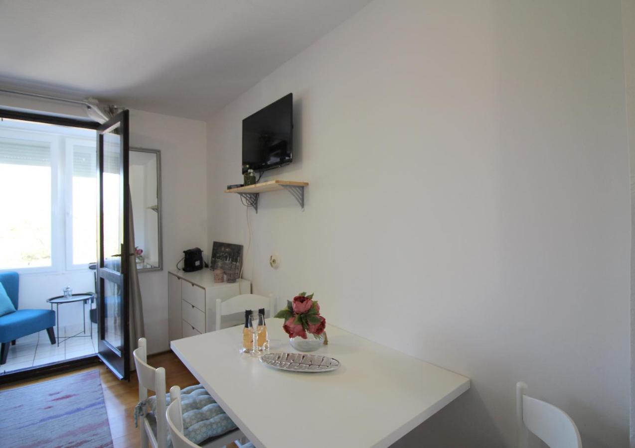 Cozy Studio Cipresa 200m From The *
