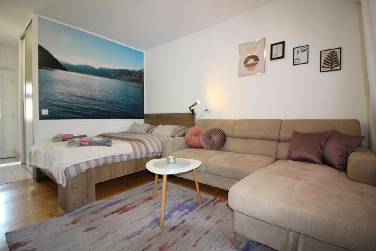 Apartment Cozy Studio Cipresa 200m From The Poreč